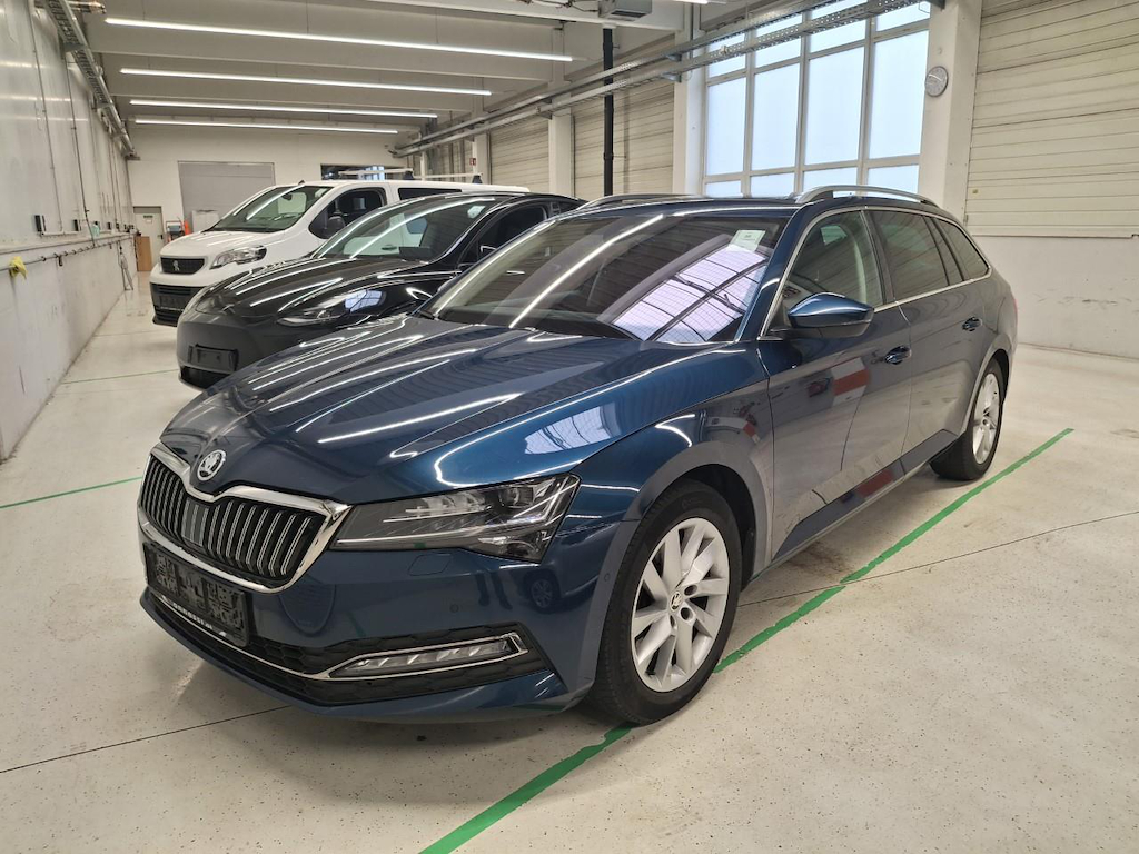 Skoda Superb 150 Ps Tdi Style 7-Gang Dsg Combi 110KW